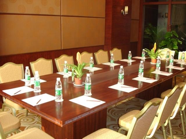 ג'יאנגמן Phoenix Hotel Wuyi מראה חיצוני תמונה